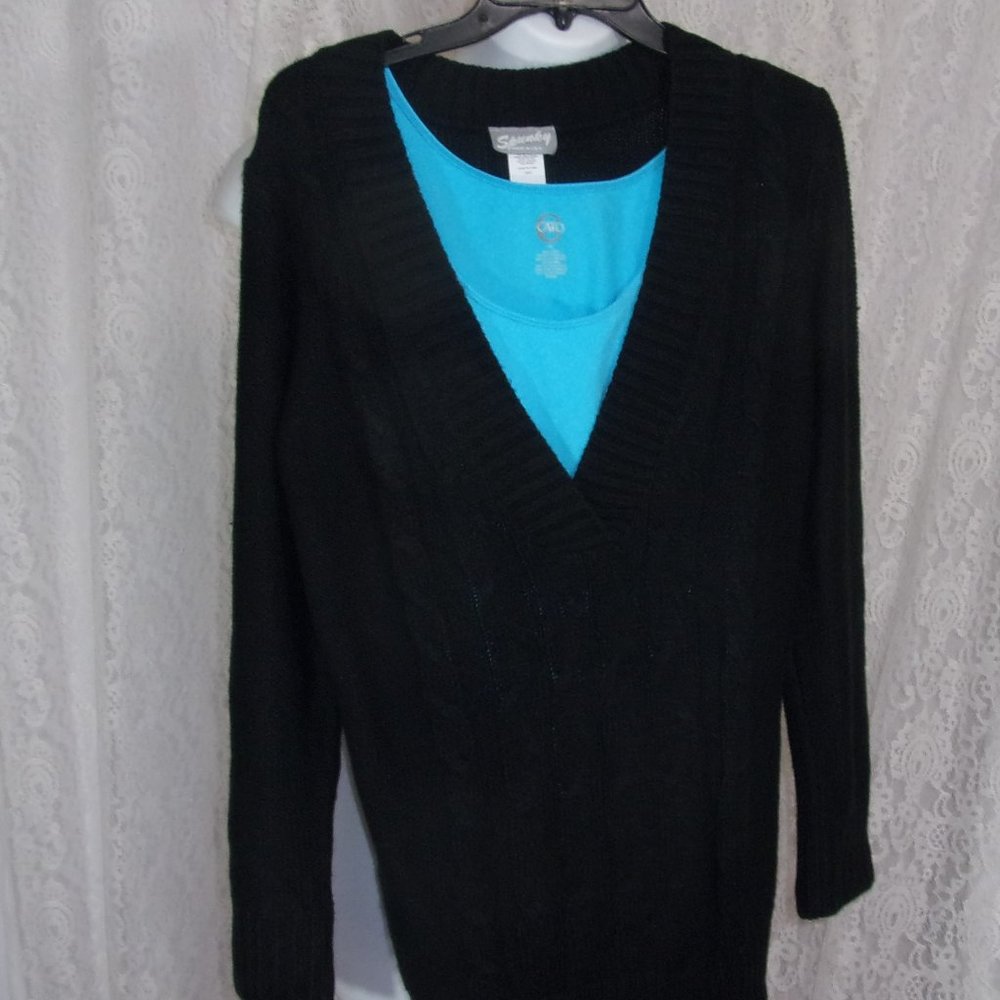 Rich Black V Neck Cable Sweater Size Large
